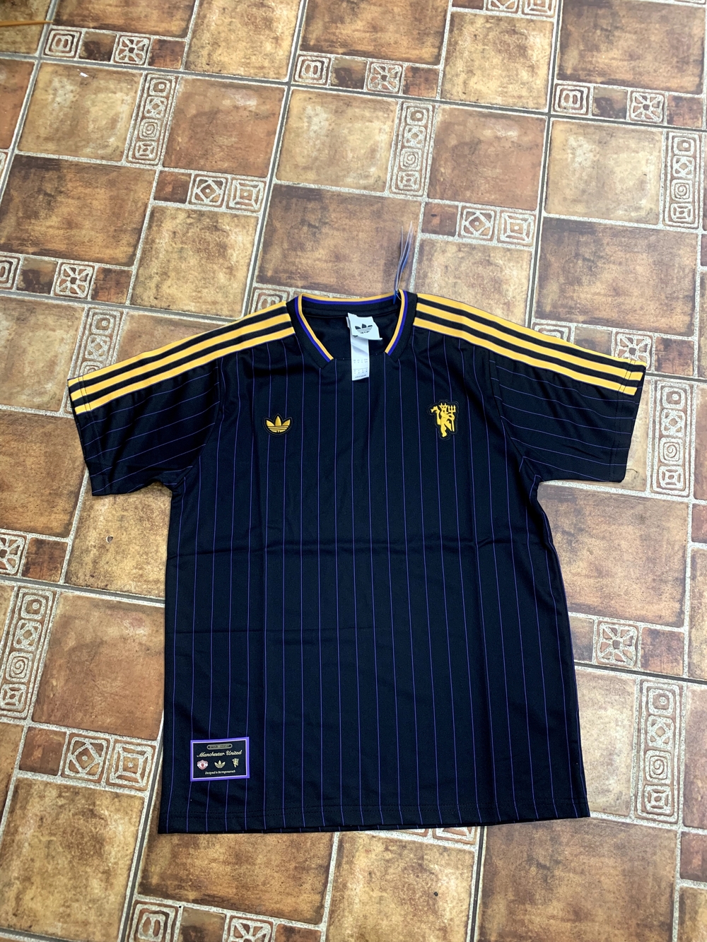 adidas Originals Manchester United 2026 Terrace Icons Jersey Size M